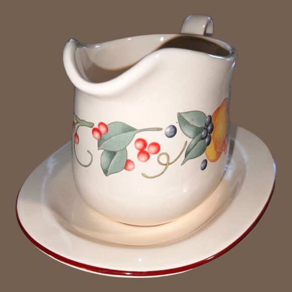 Vintage Corning Ware Abundance Gravy Boat & Underplate Stoneware - Picture 6 of 6